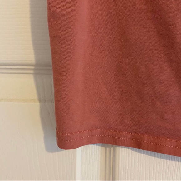 basic cropped tank - Picture 3 of 4